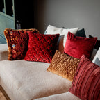 Chloe | Kussen | 50x50 cm Merlot | Rood | Hoii | Met luxe binnenkussen
