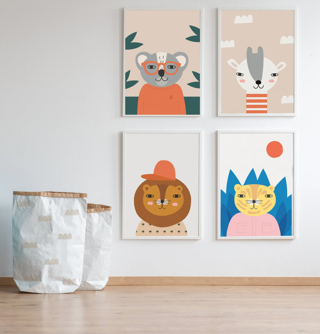 Leeuw met palm T-shirtposter, ecopapier en verpakking