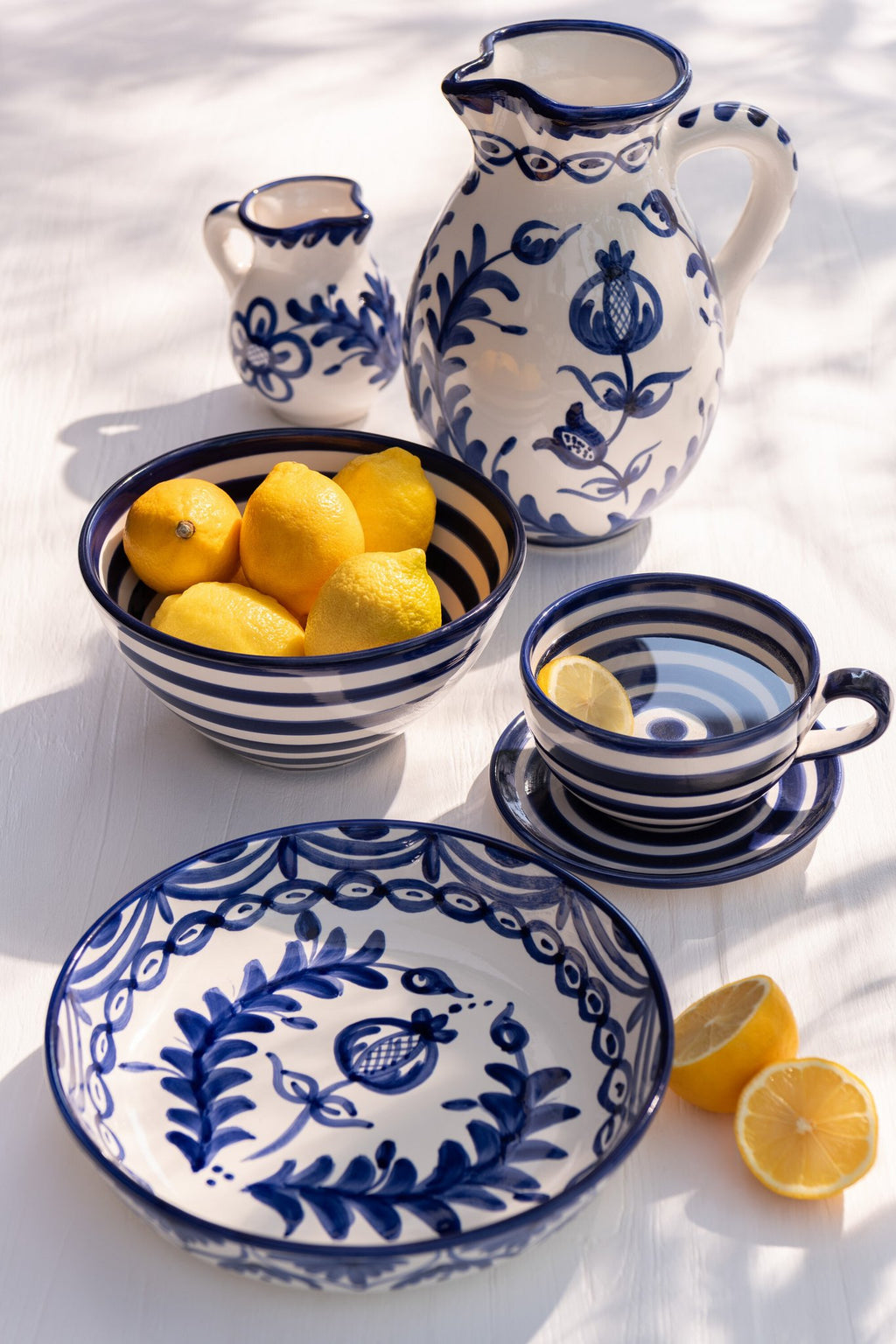 J-Line kop + schoteltje Granada Stripes - keramiek - wit/blauw