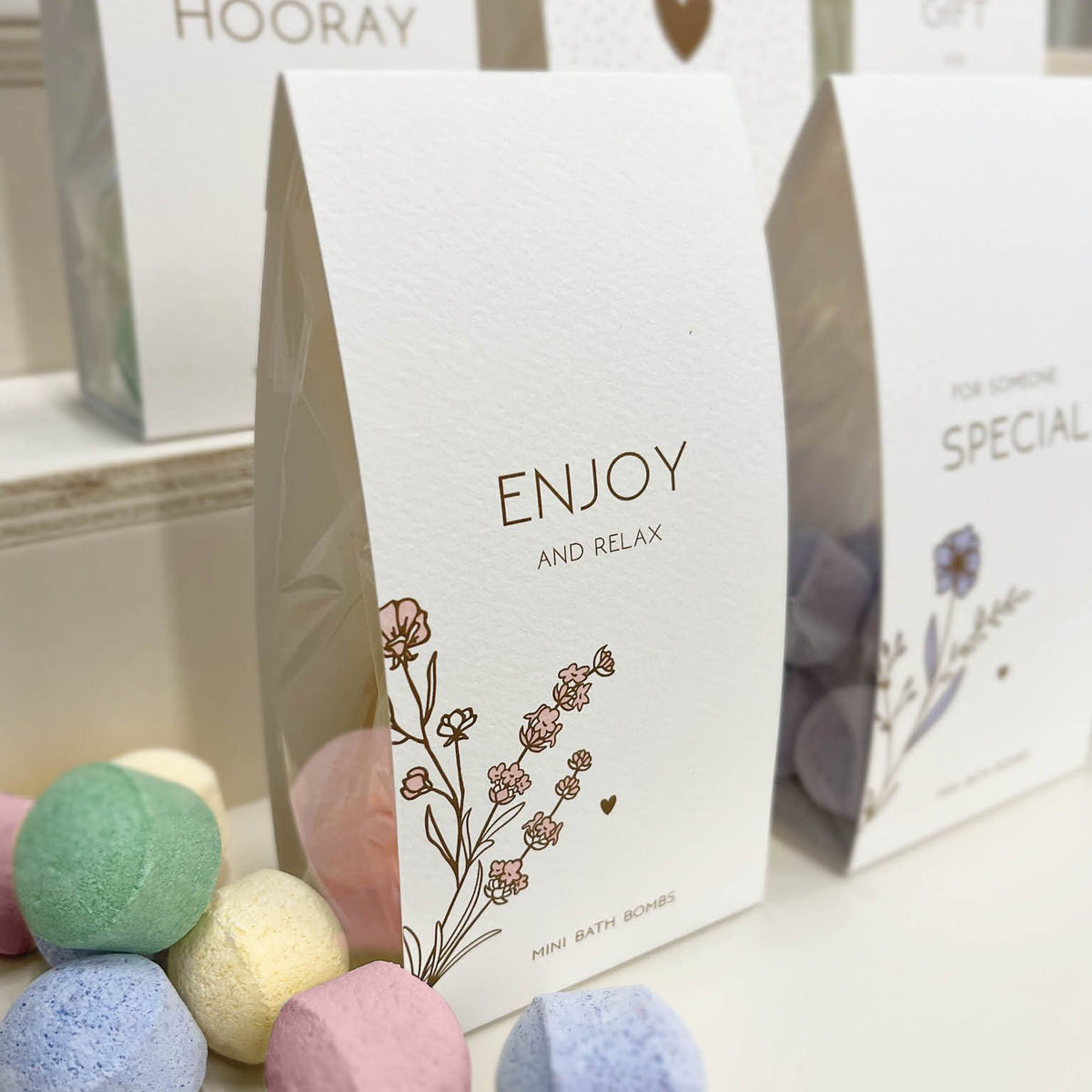 Bath bombs 'Enjoy'
