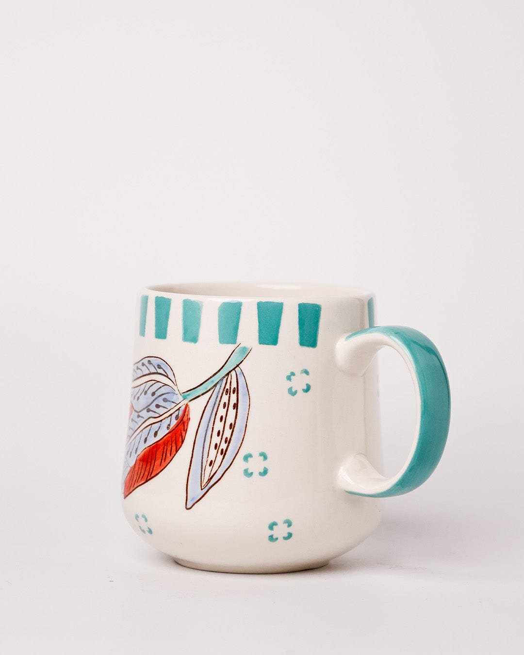 Handbeschilderde keramische koffiemok - bloemmotief, 325 ml