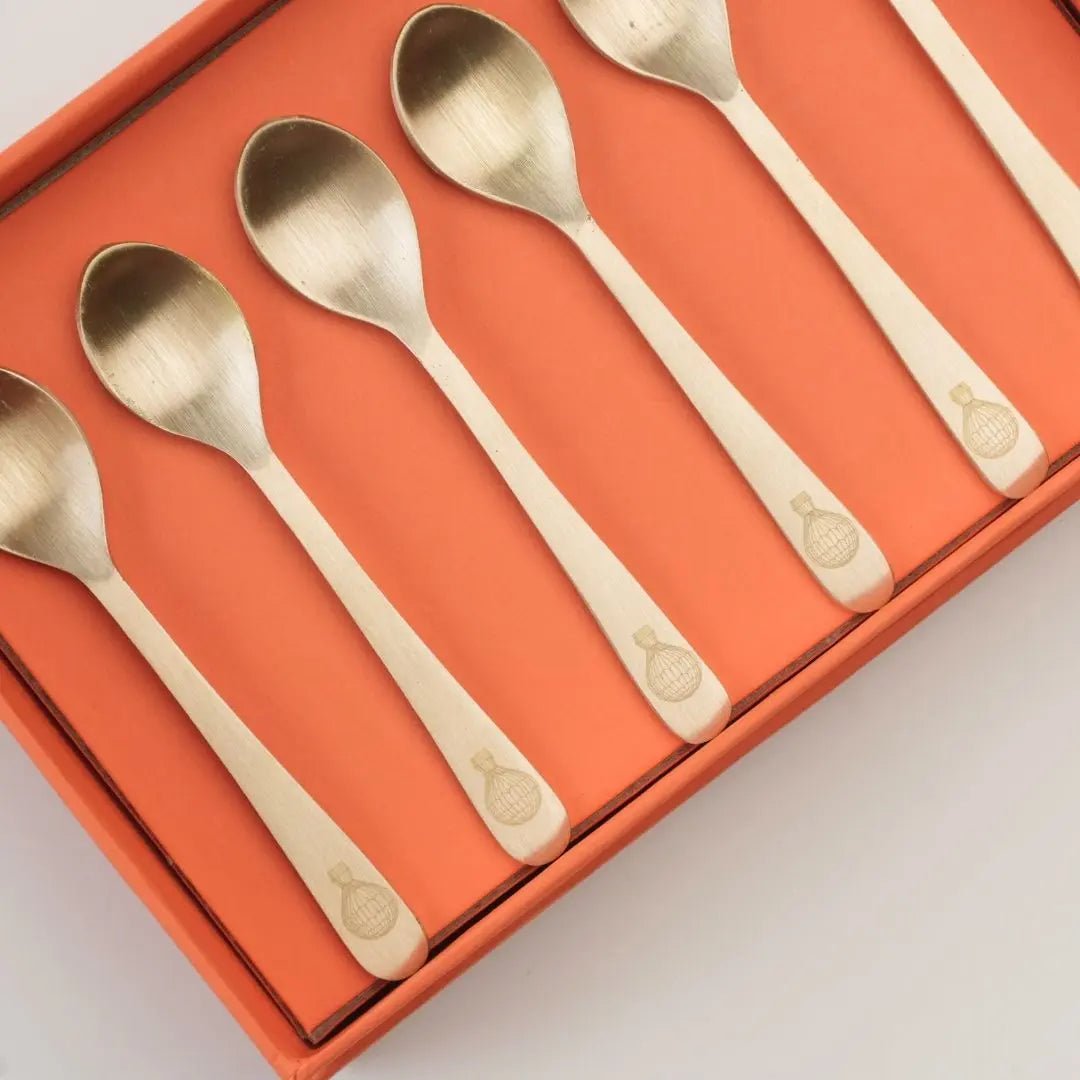 Dessertlepelset van puur messing – handgemaakt bestek met gouden afwerking voor thee, koffie en dineren