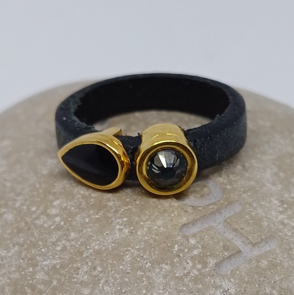 Fancy leren ringen Swarovski & emaille (set van 12 stuks)