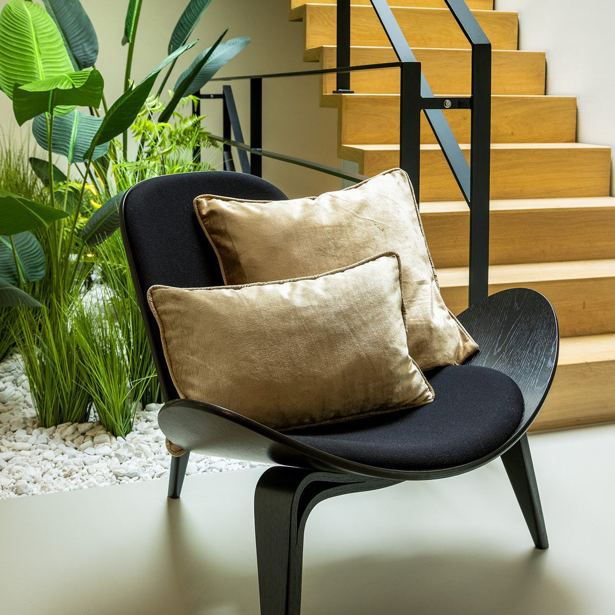 Chloe | Kussen | 30x50 cm puimsteen | Beige | Hoii | Met luxe binnenkussen