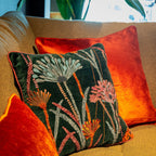 Yvette | Kussen | 45x45 cm bergaanzicht | Groen | Hoii | Met luxe binnenkussen
