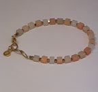 Baixa armband white peach 24k gold plated