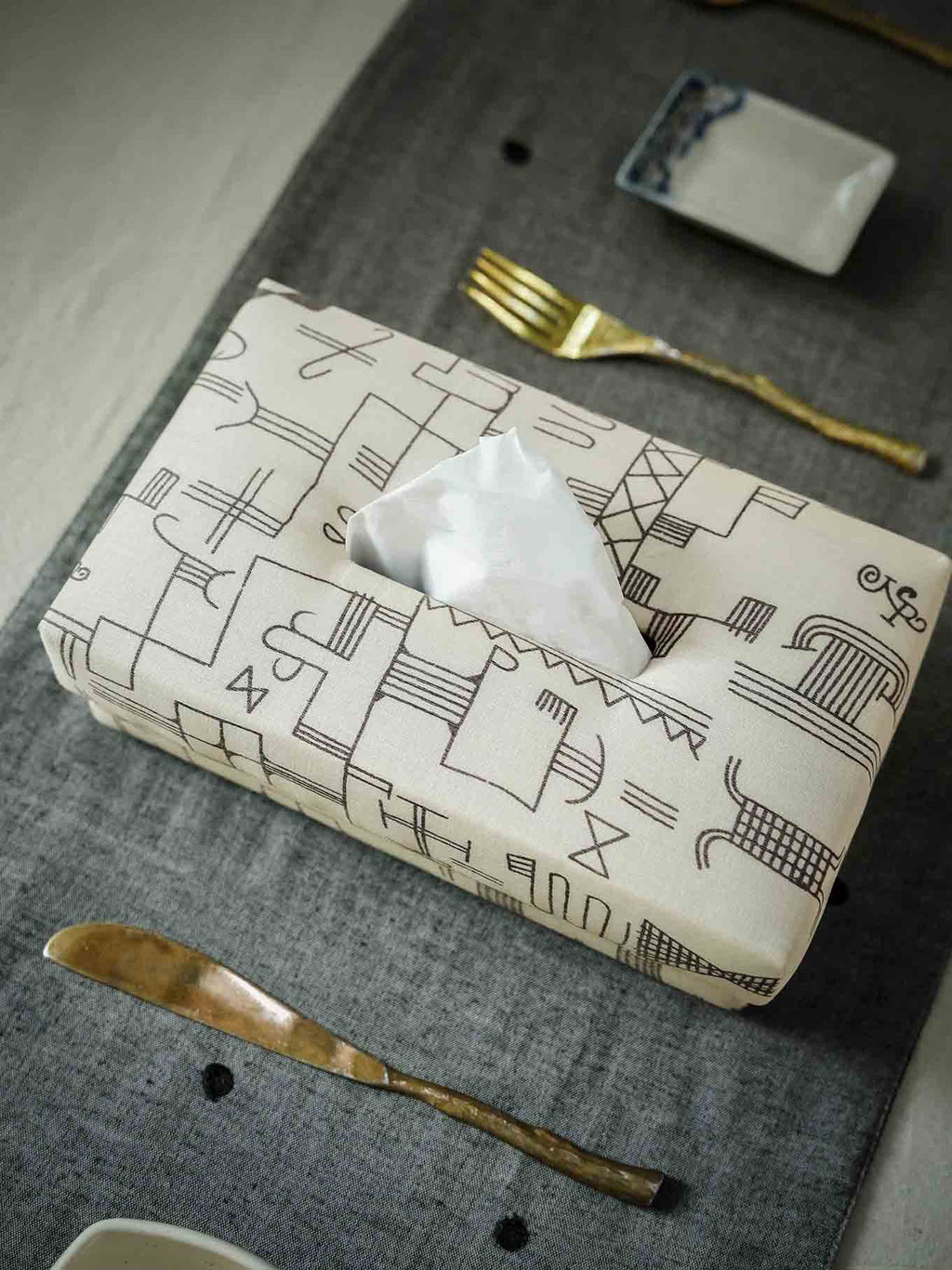 Handgeweven Tussar Zijden Tissue Box - Geometrische zeefdruk