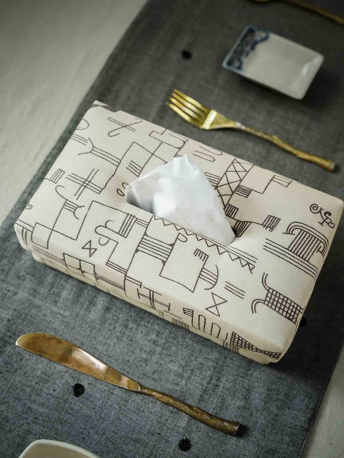 Handgeweven Tussar Zijden Tissue Box - Geometrische zeefdruk