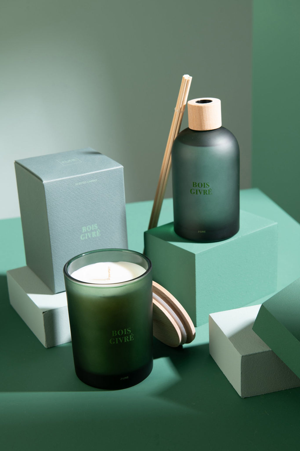 J-Line geurkaars Accords Essentiels - Bois Givré - groen - 38U