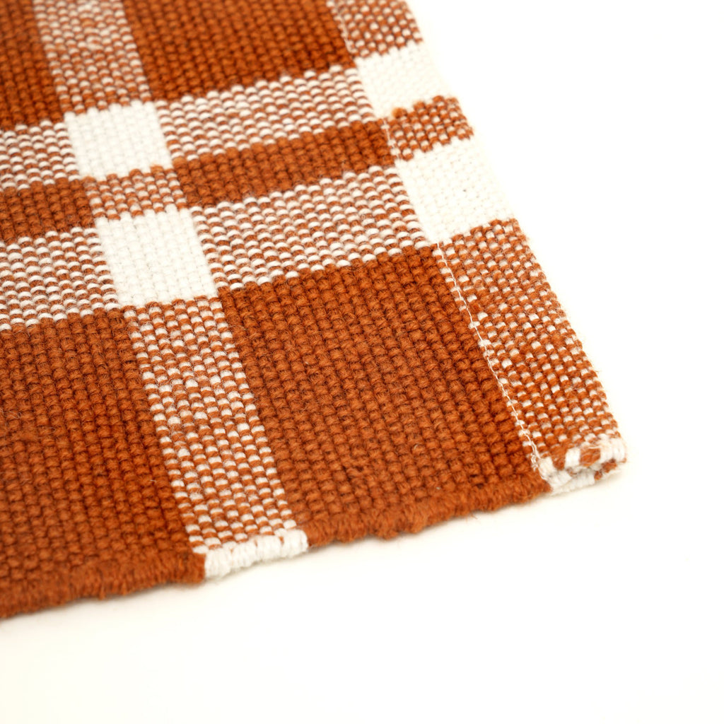 Rust Checker Stripe Placemat – Duurzame polyester tafelmat voor eetkamer en keuken
