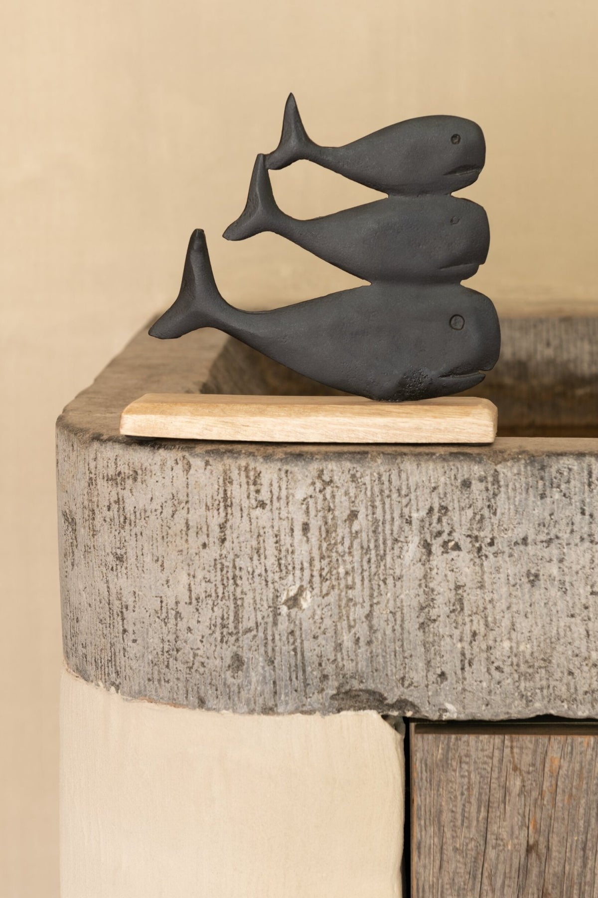 J-Line decoratie Walvis Op Voet - aluminium - zwart - large