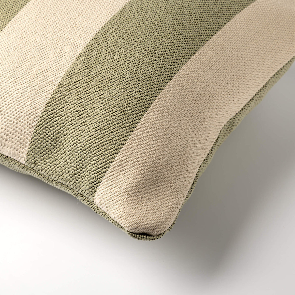 Nederlands Decor Cyrus - Buitenkussen 30x50 cm - Moeras - Green