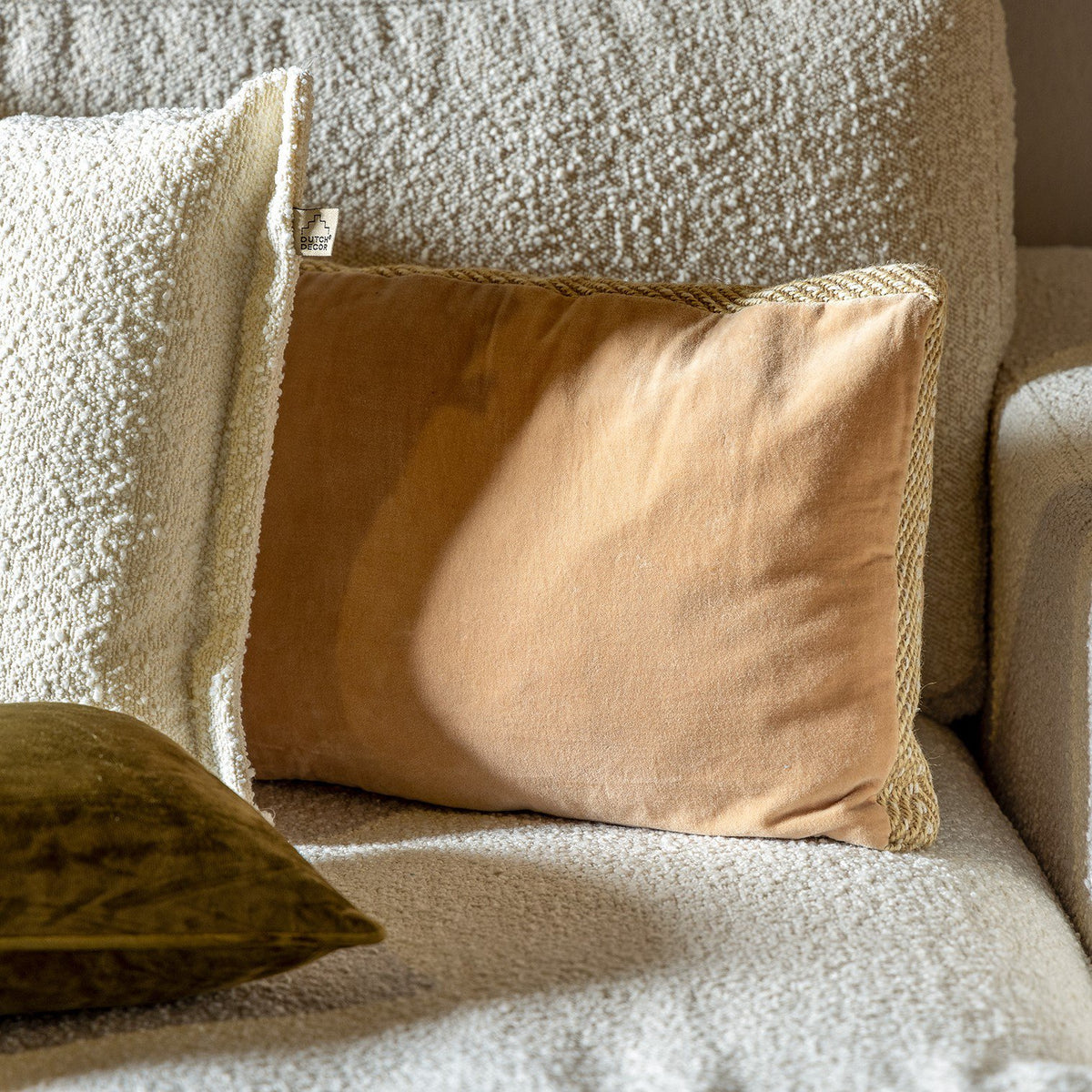 Dutch Decor Manoe - Kussen 30x50 cm - Jute rand - Griesmeel - Beige
