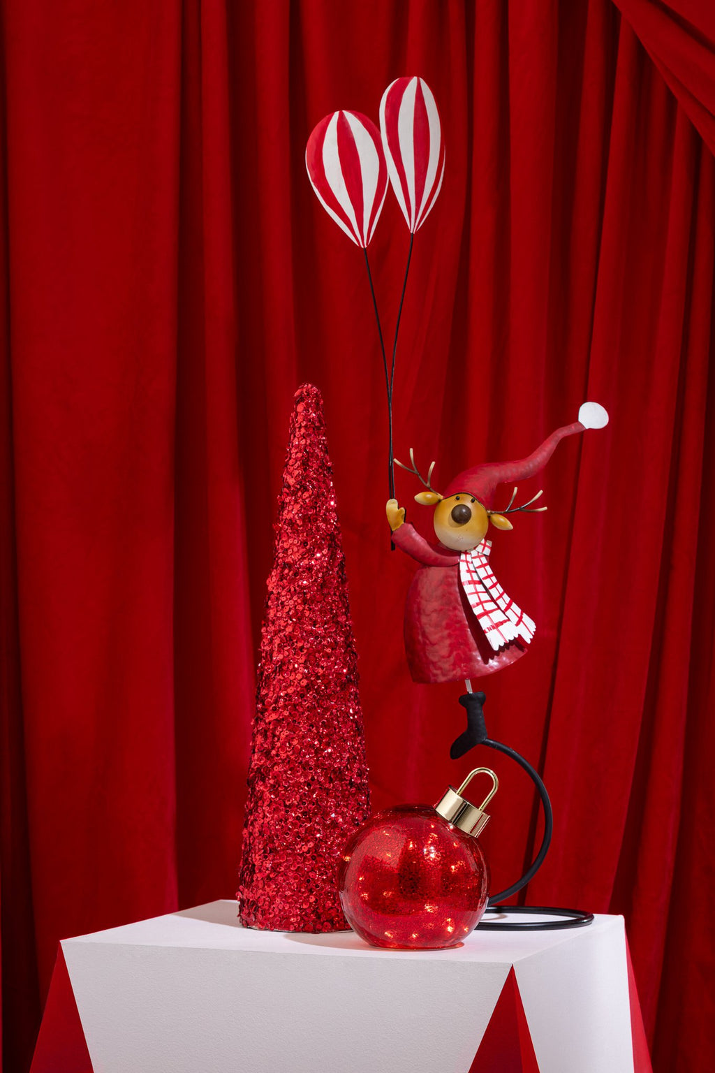J-Line decoratie Kegel Pailletten Schuim - kunststof - rood - S
