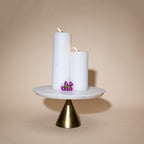 Wit marmeren taartplateau met gouden voet