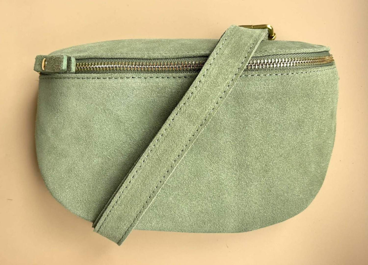 Nelly Heuptas Suede Groot
