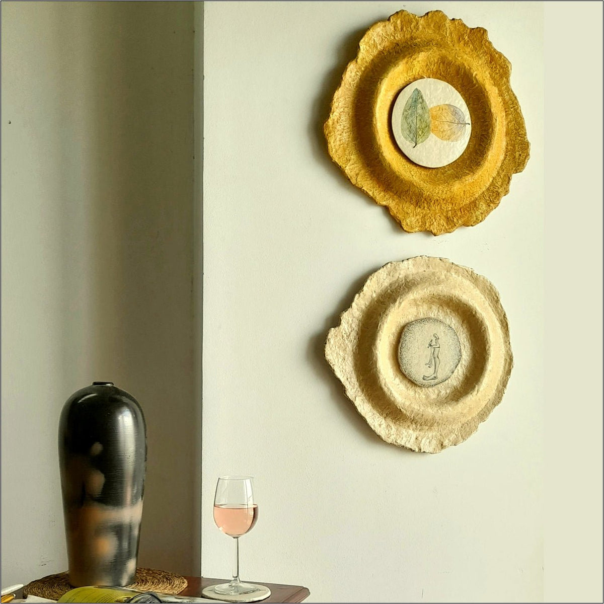 Wandplaat van papier-maché-bladige wandplaat