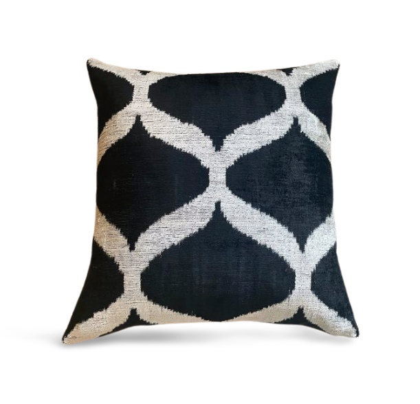 Velvet Ikat Kussen Black Beauty