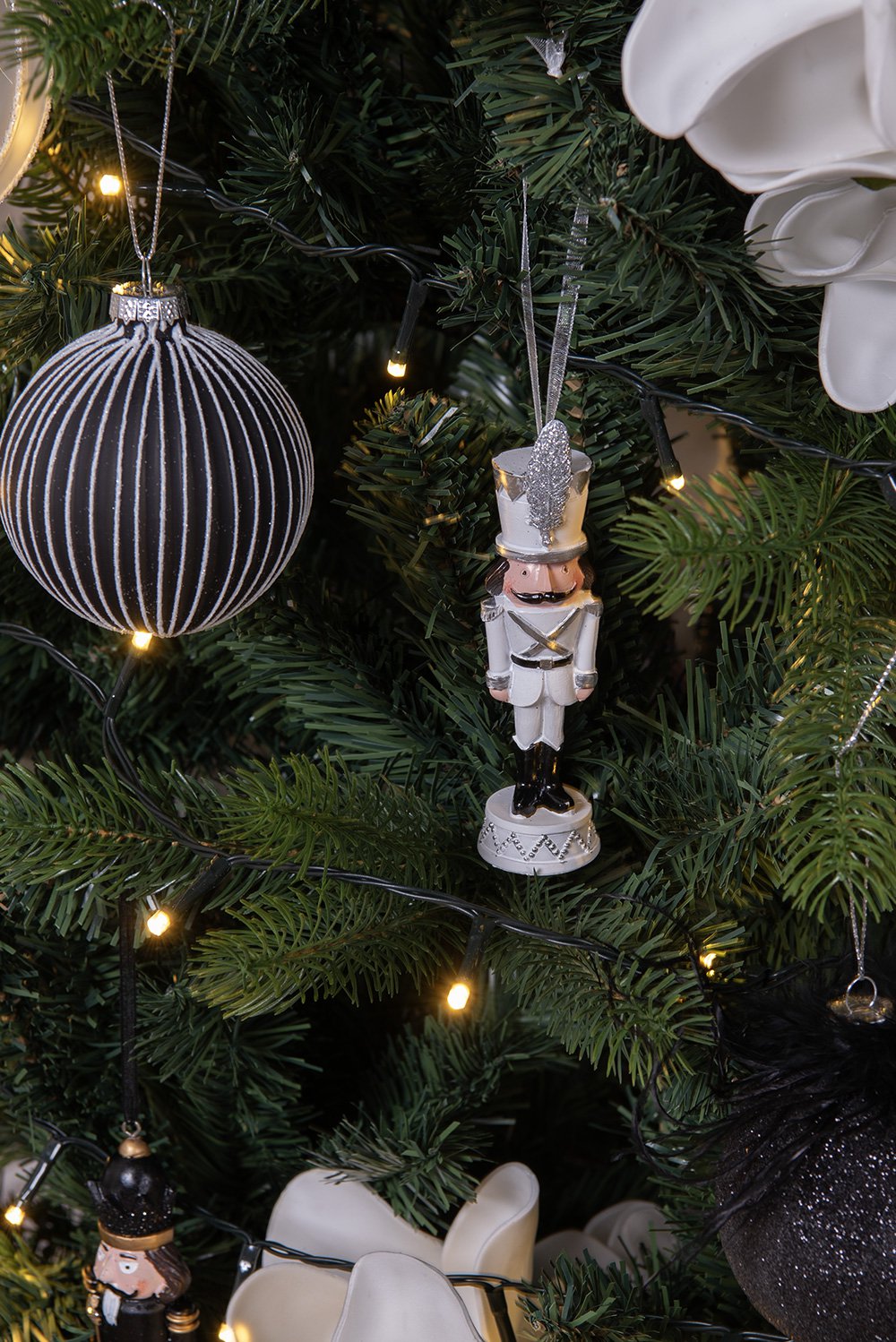 Beeld Notenkraker 13 cm Wit Kunststof Kerstdecoratie