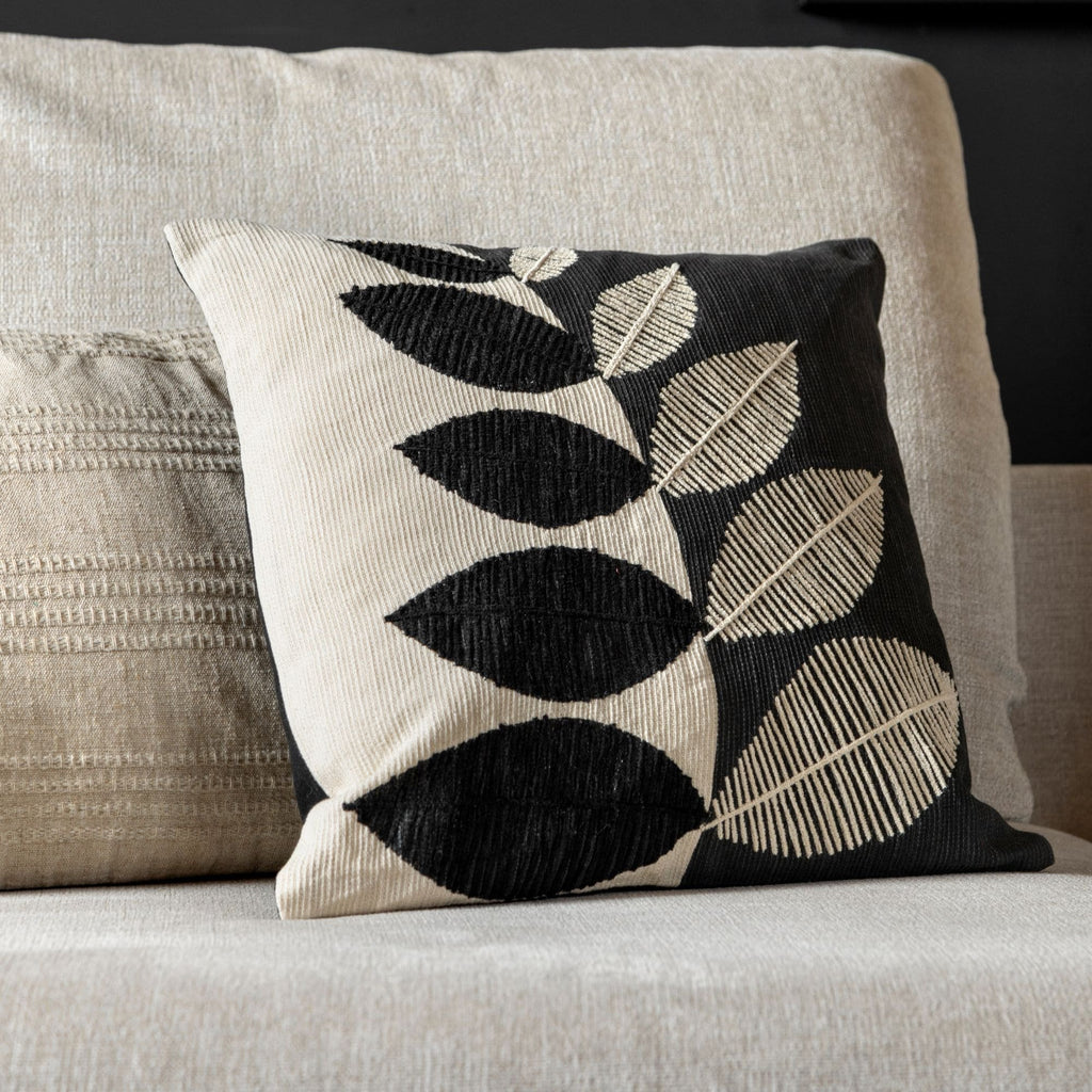 Nederlands decor Danee - Cushion 45x45 cm - Raven - Black