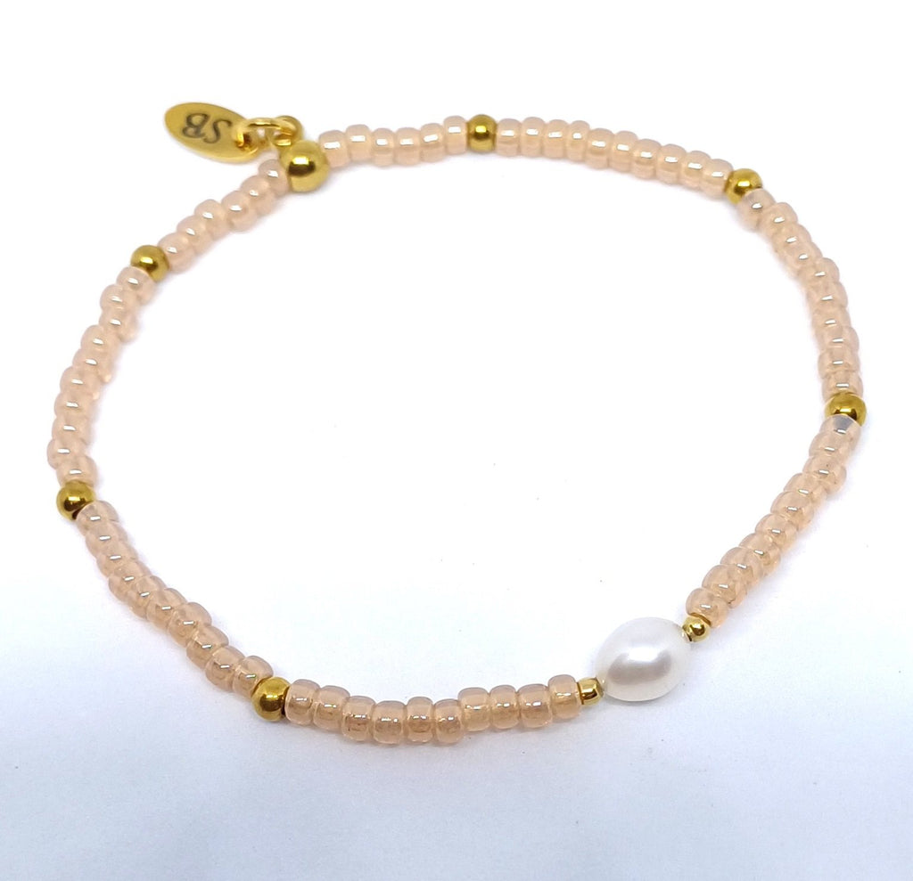 Miyuki stretch armbandje met zoetwaterparel