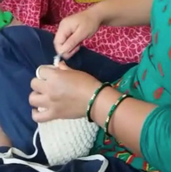Luna-Leena mand gebroken wit - H13x12øcm - katoen - handgehaakt in Nepal