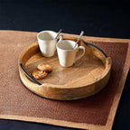 Rustiek rond dienblad – handgemaakt mangohout en ijzer – diameter van 25 cm