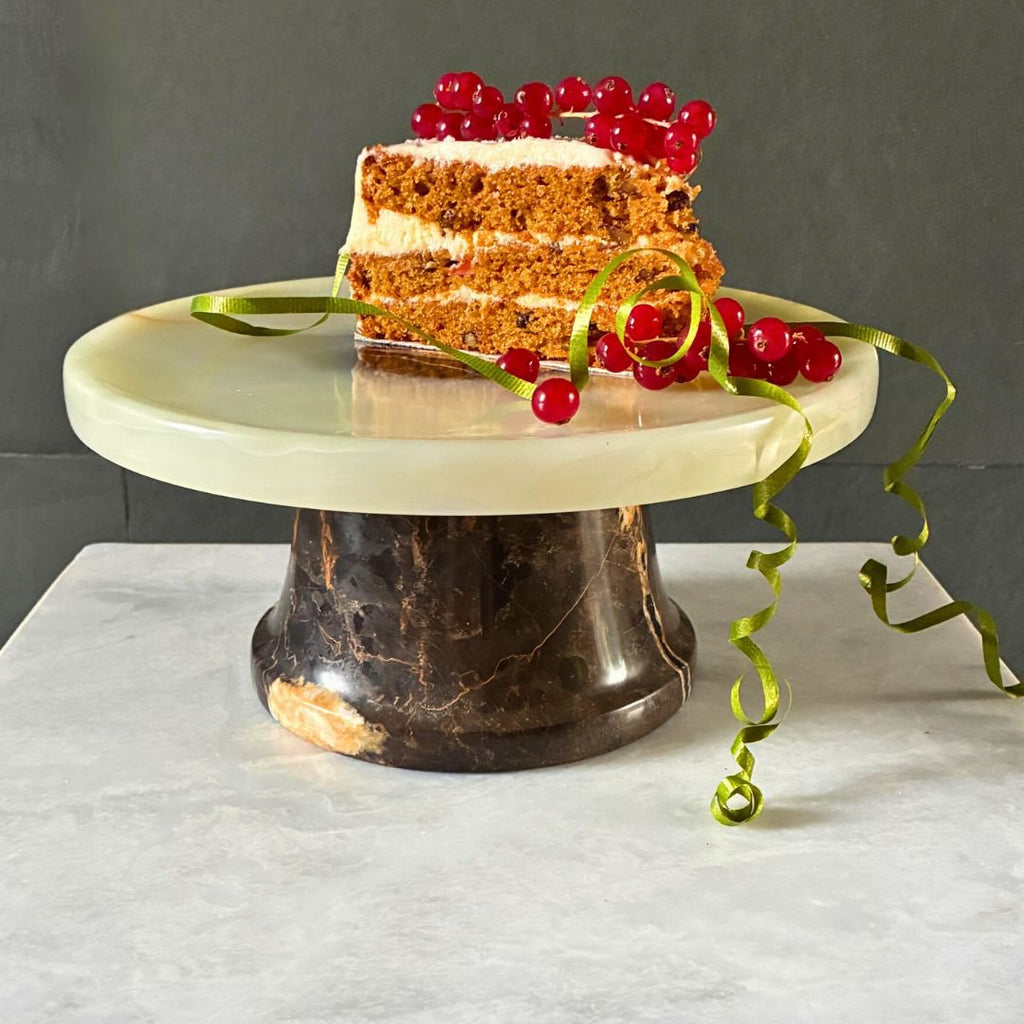 Cake stand