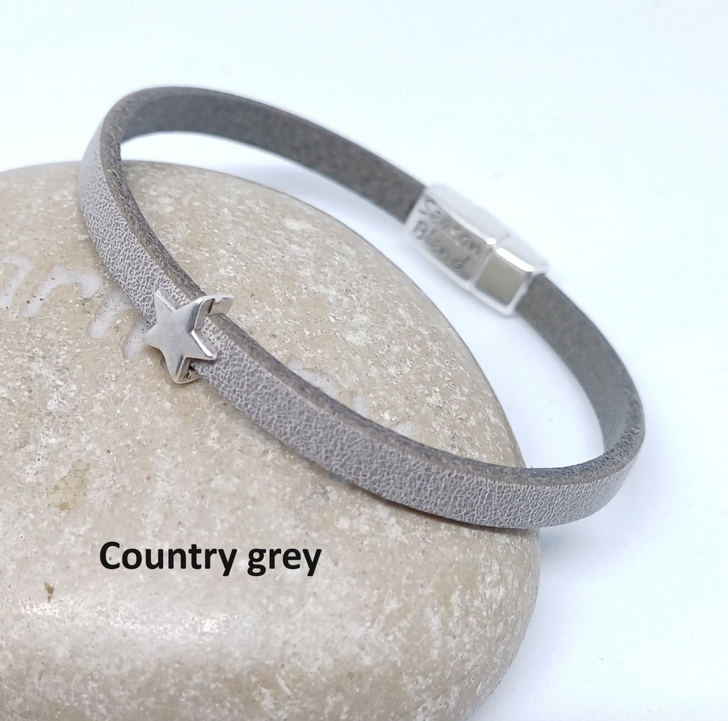 Semplice leren armband tiny star antiek zilver