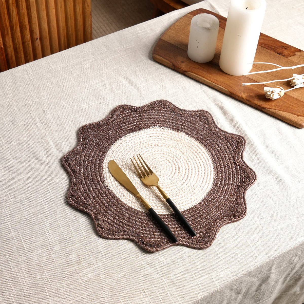 Bruin polyester gevlochten placemat – elegante eetmat