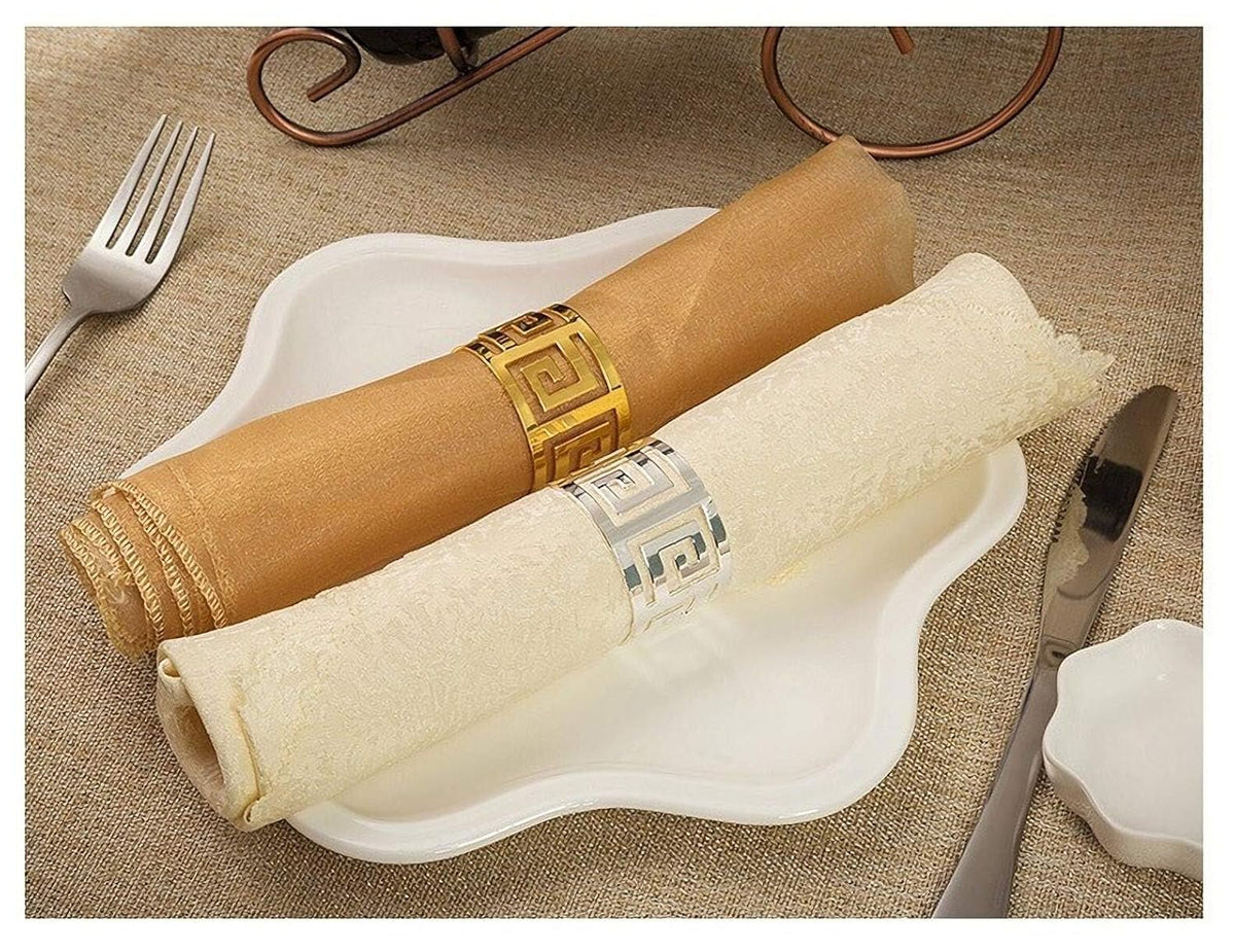 Gouden servetringen met holle snede – tafelbladaccessoires – duurzame legering – set van 4