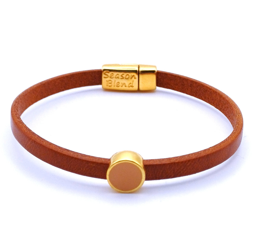 Leren armband met ronde emaille schuifregelaar