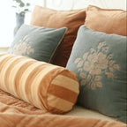 Kussenhoes | Camellia Teal Cross Stitch kussenhoes van Sanctuary Living