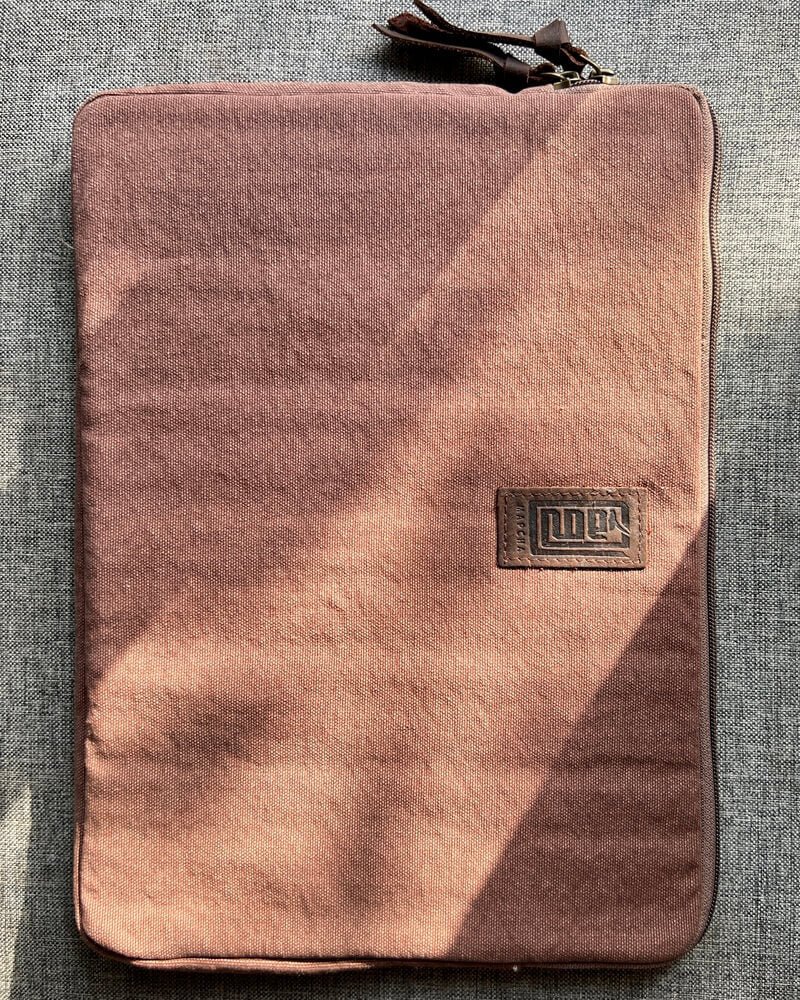Laptophoes met Bakhor-appliqué
