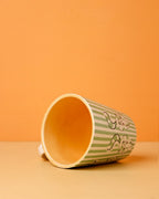 Handbeschilderde koffiemok van steengoed - 268 ml