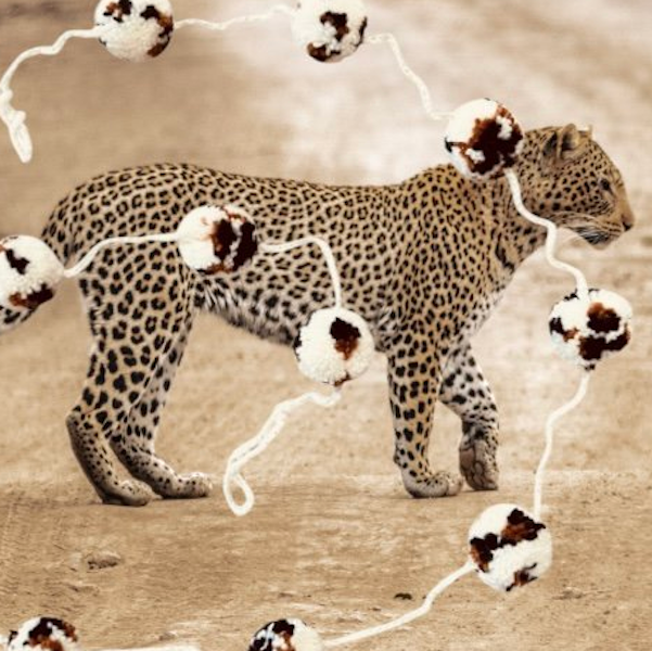 Luna -Leena Garland POM POM Leopard - L 2M - 100% zachte wol - handgemaakt in Nepal
