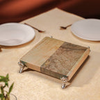 Shilp Multifunctionele Onderzetter – Handgemaakte Acaciahout & Ijzeren Standaard – 20x20x5 cm