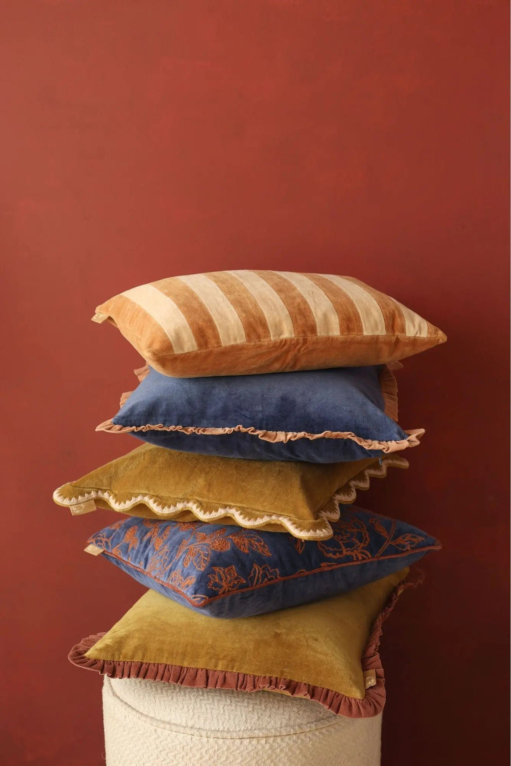 Kussenhoes | Mirage Scallop Deep Oker kussenhoes van Sanctuary Living
