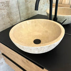 Beige marmeren wastafel
