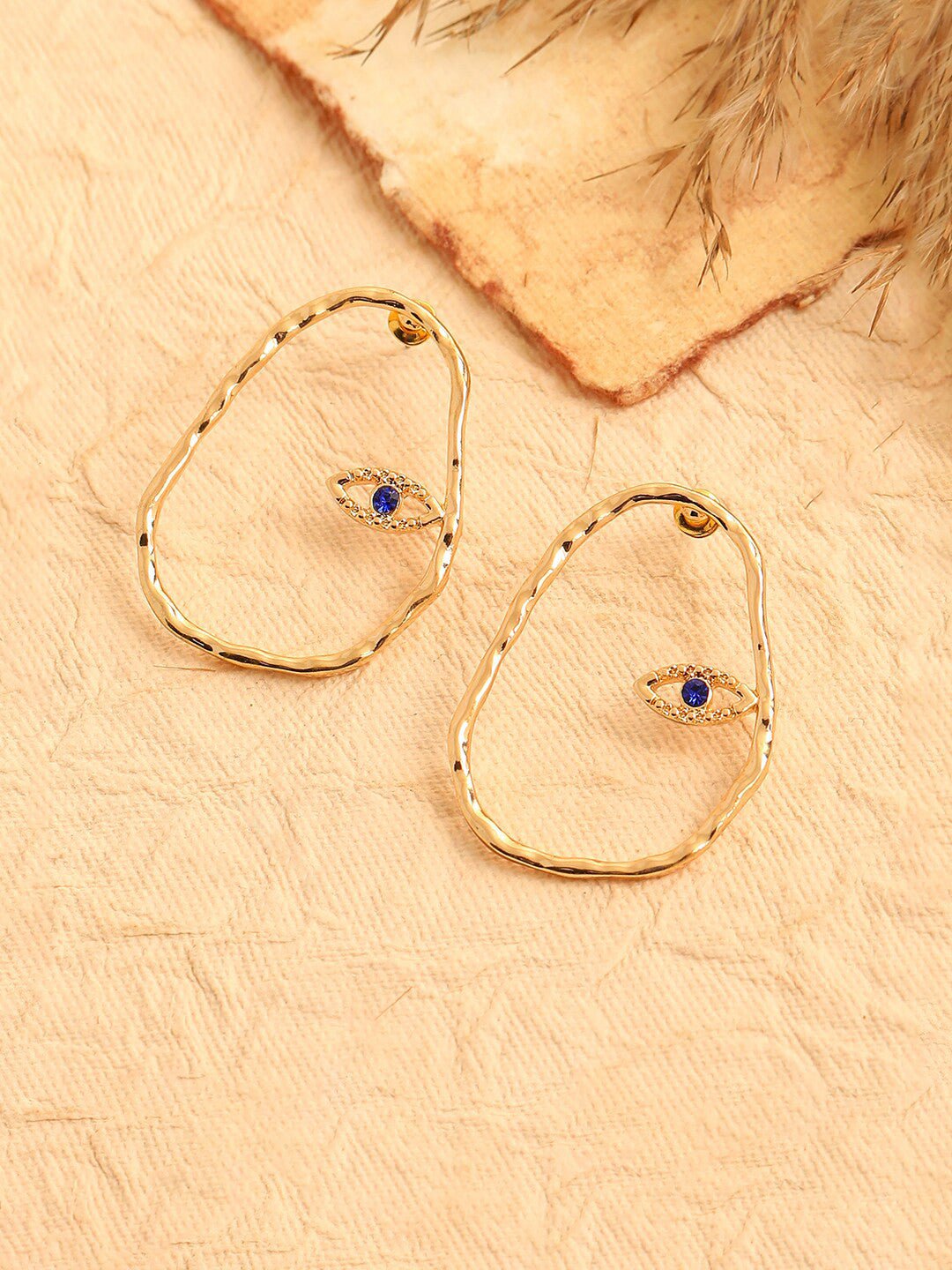 Eigentijdse studs – Oorbellen – Vergulde afwerking – 1,8 x 1,2 cm – Veilige post-back