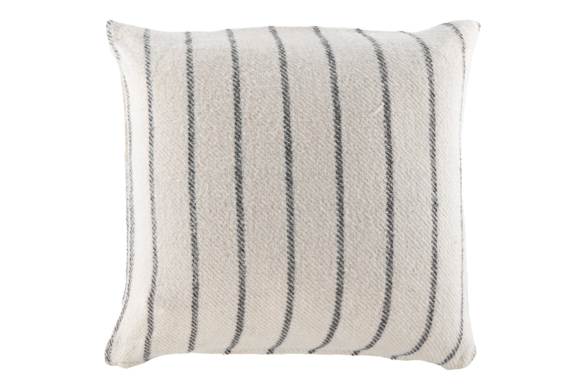 Throw cushion Alma - 45x45 cm