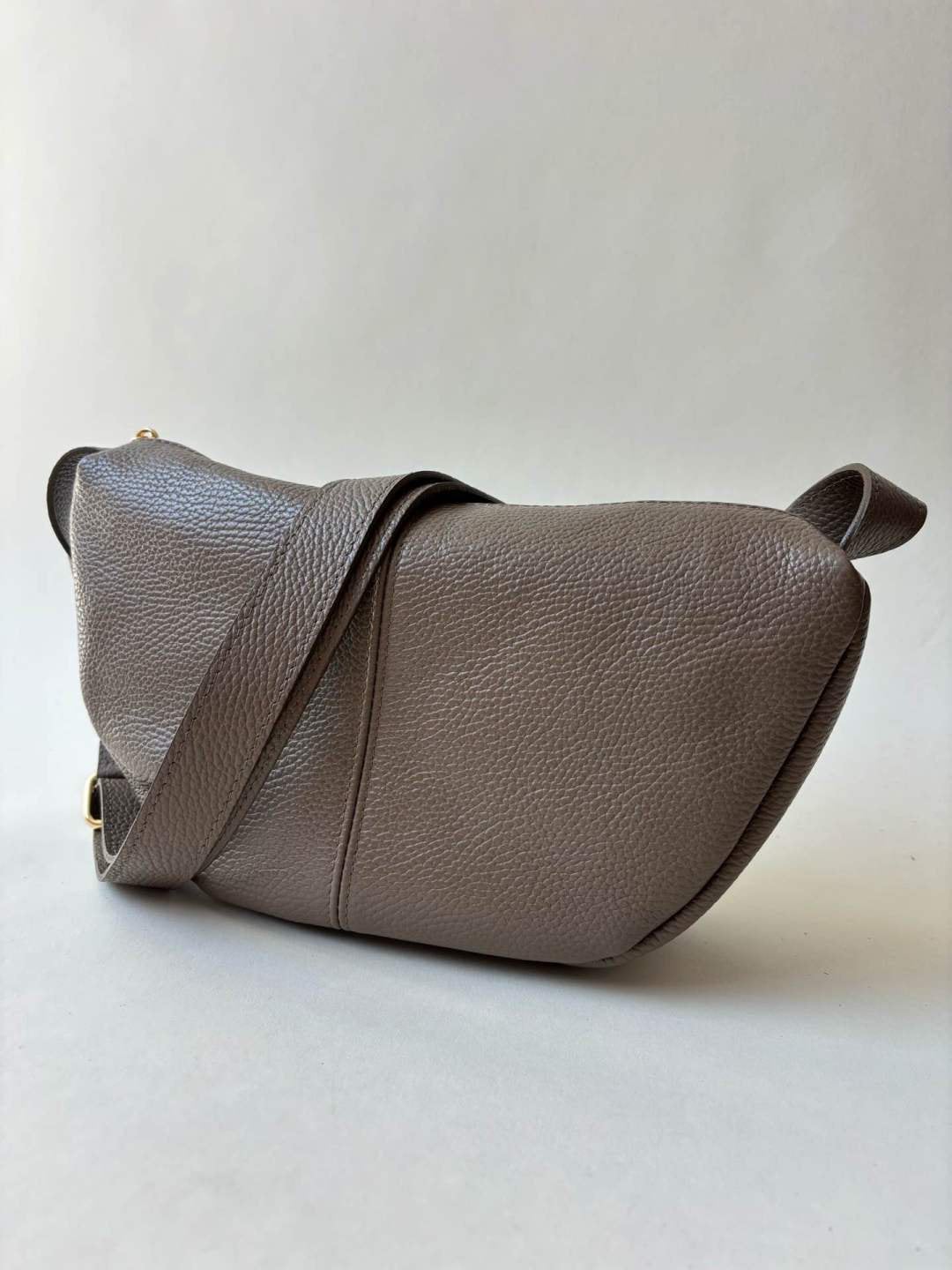Novi Bag Leather