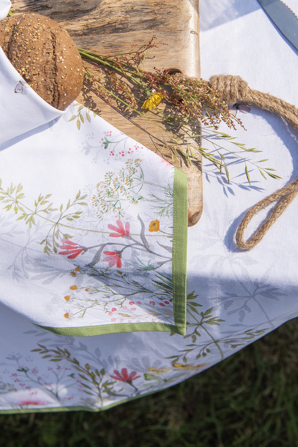 Placemats Set van 6 48x33 cm Wit Katoen Bloemen