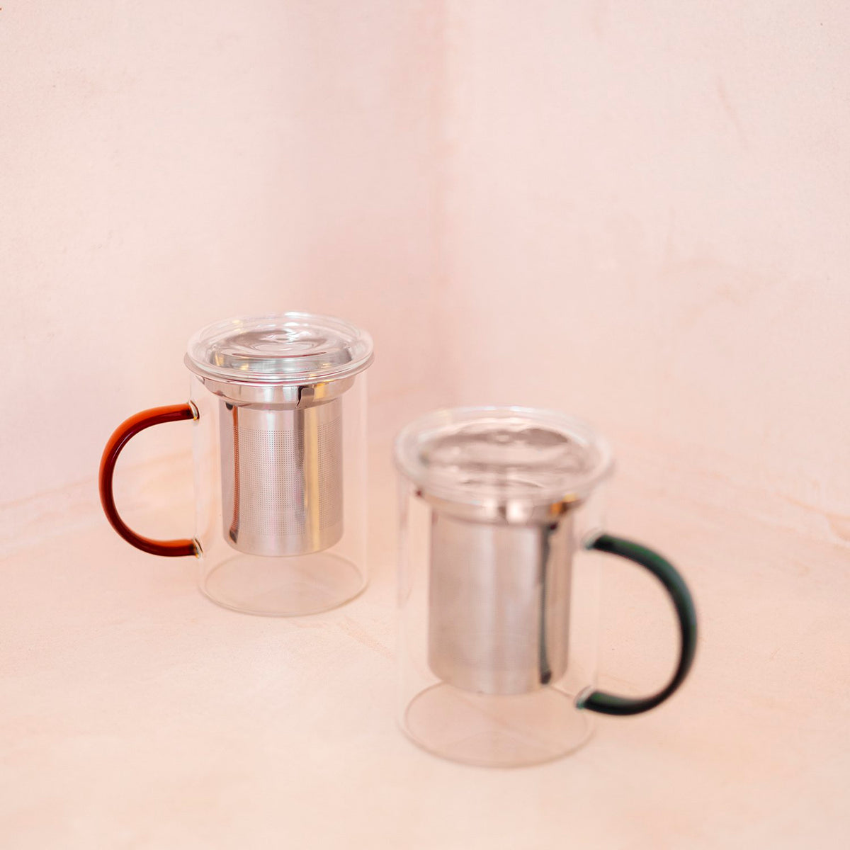 Theemok 43cl met filter en deksel amber Liv