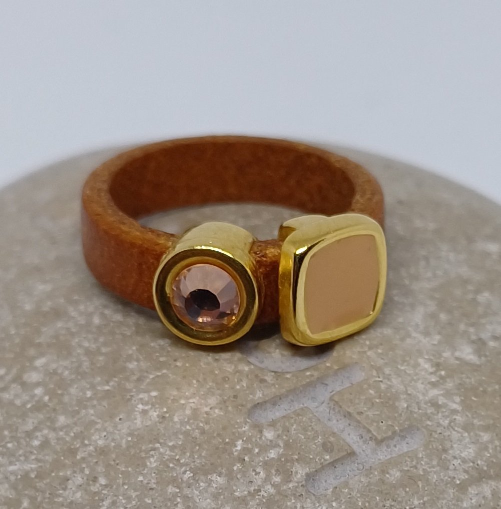 Fancy leren ringen Swarovski & emaille (set van 12 stuks)