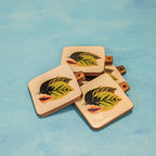 Timber Leaf Coaster Set – Onderzetters – Acaciahout en emaille – ingewikkeld ontwerp (set van 4)