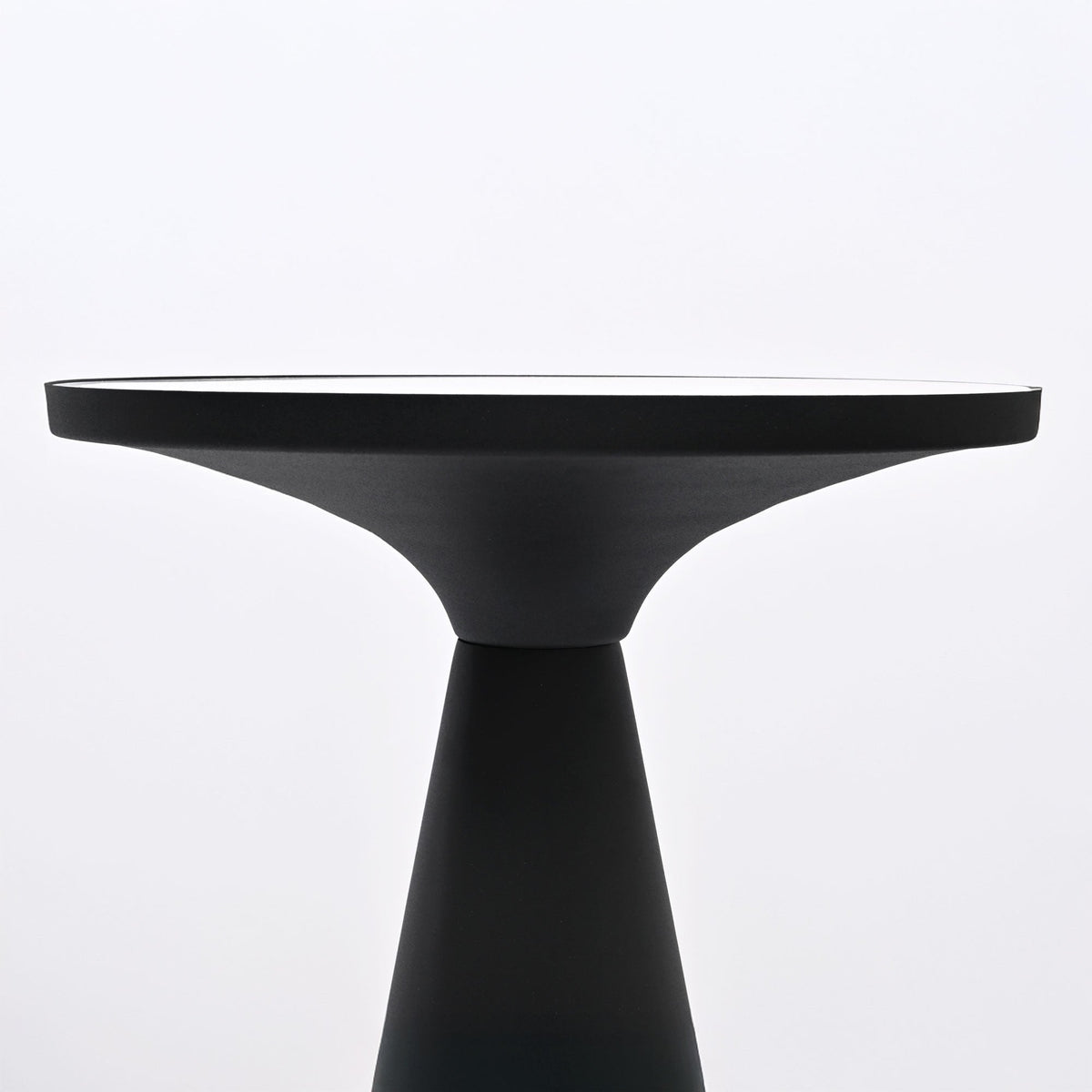 Ronde marmeren kegeltafel - Zwart metaal - Eigentijdse stijl