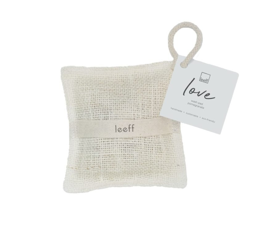 Leeff Wash pad with pomegranate soap bar