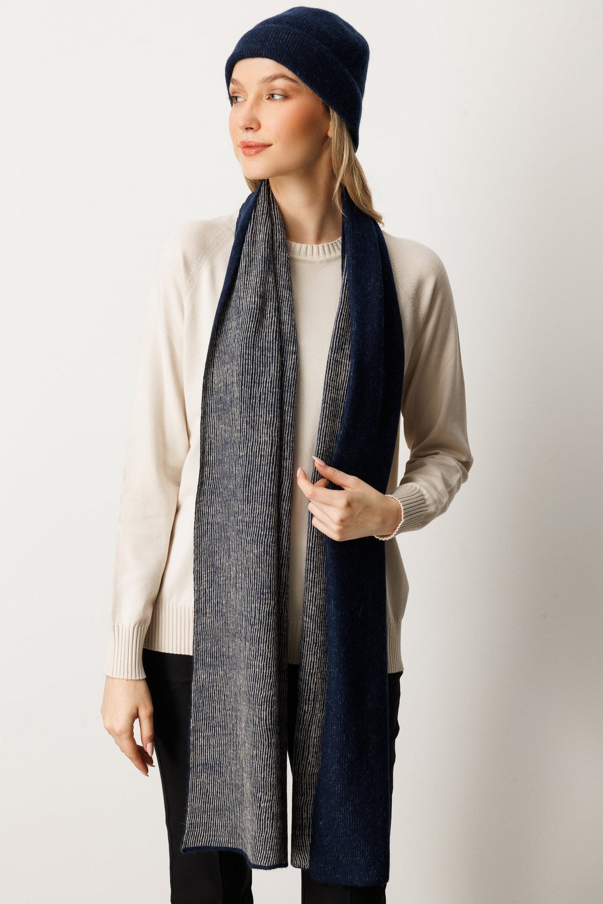 Diana Beanie & Scarf Cashmere Set Navy