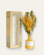 Glazen vaas met gedroogde narcisbloemen - 28 cm hoog